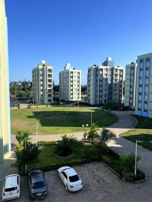 Zanzi Modern 2 Bed Gf * Sansibar